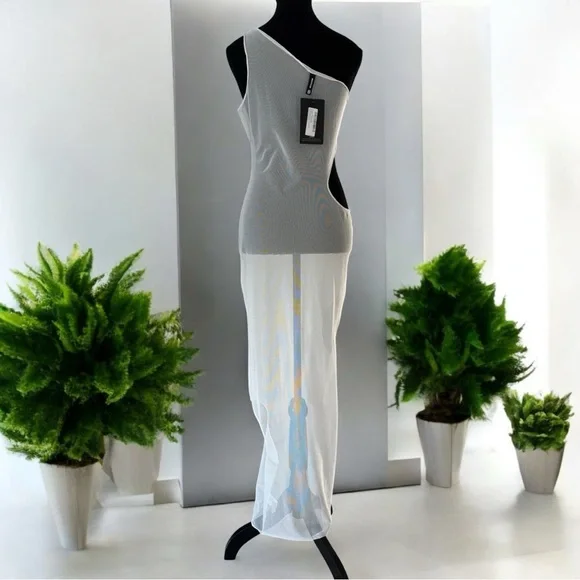 PrettyLittleThing White Sheer Cut Out One Shoulder Maxi Dress - Size M - NWT - Picture 4 of 7